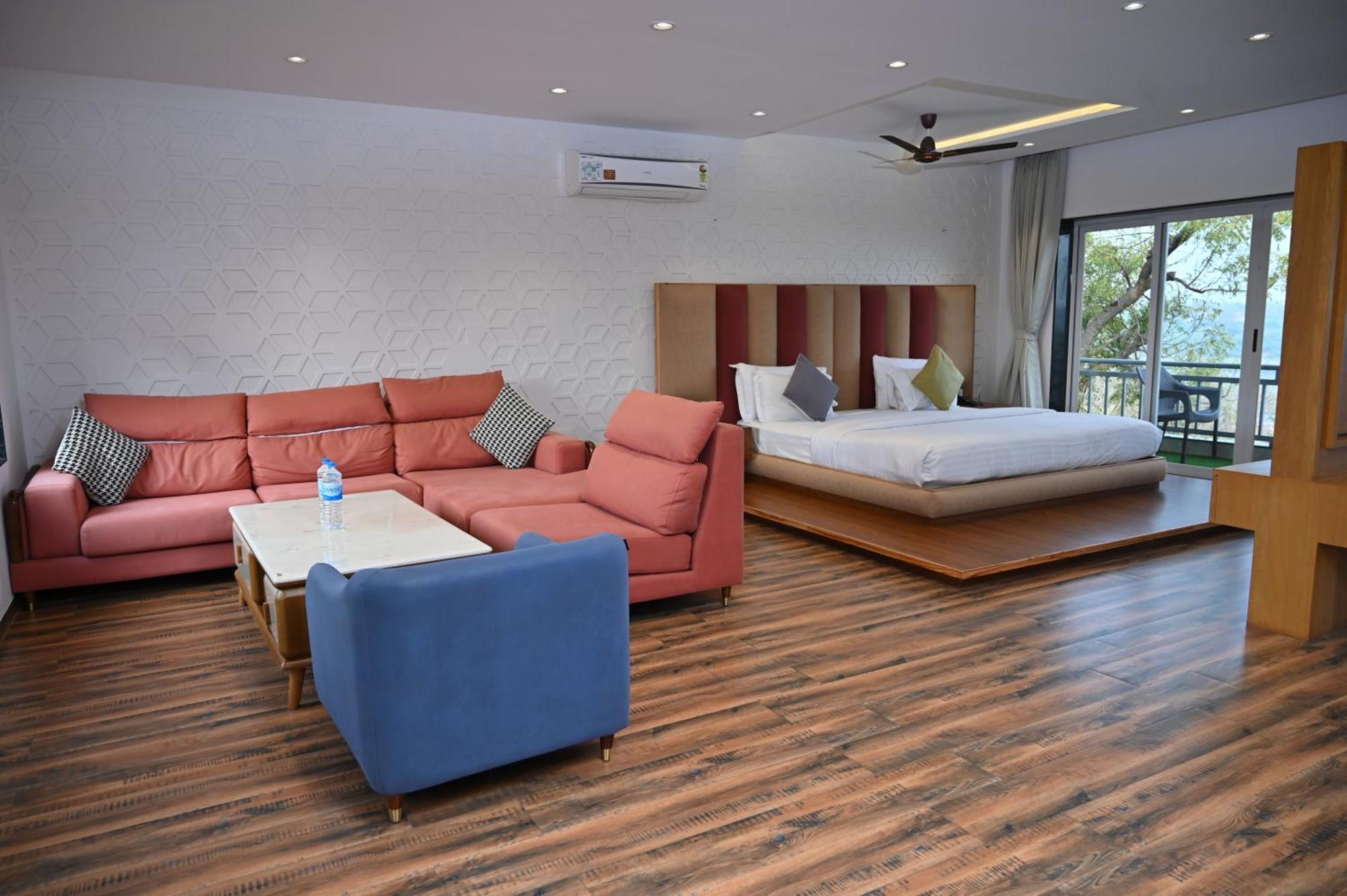 Krishna Riverside Resort Vasad Buitenkant foto